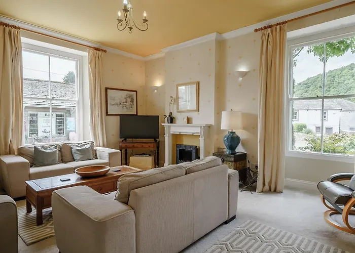 펜션 Holly House 풀리 브리지