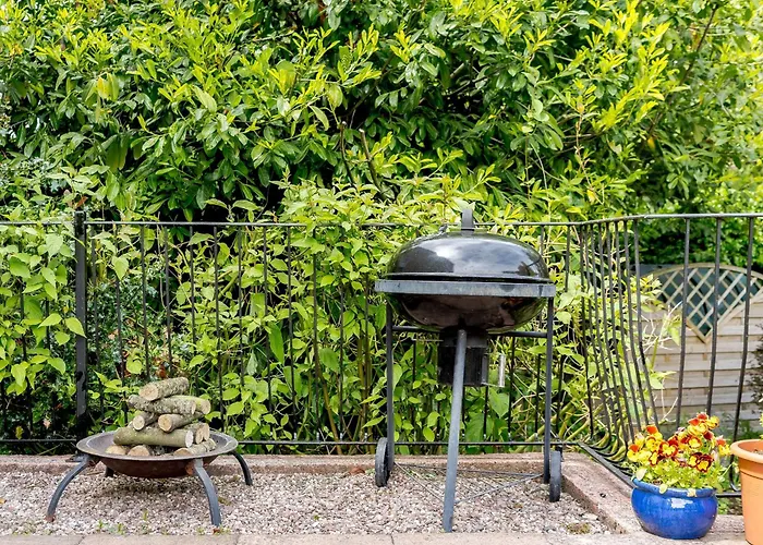 펜션 Holly House 풀리 브리지