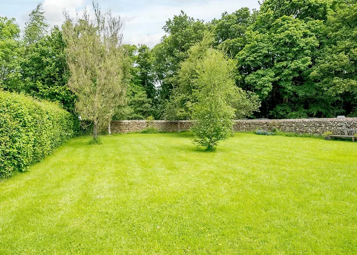 Holly House 풀리 브리지