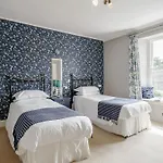 Holly House * Pooley Bridge