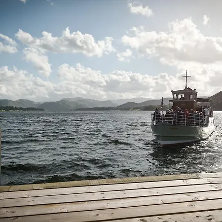 度假居 Holly House *